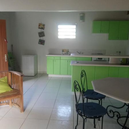 LaBéKAZ'KRéyòL Studio Le Moule Esterno foto